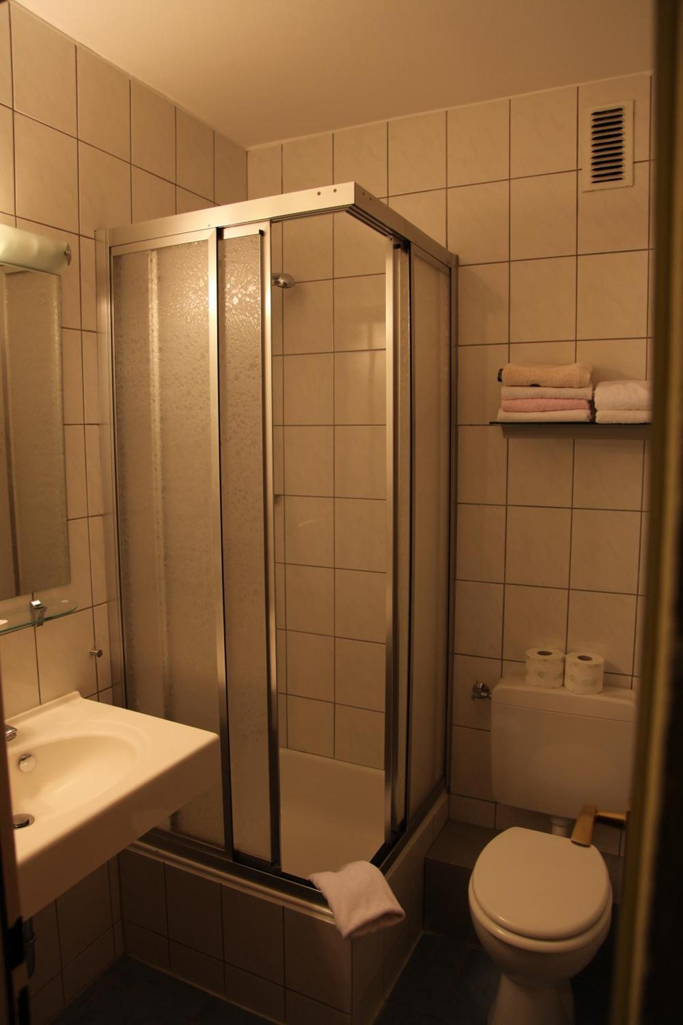 Breer S Hotel Schwerte Bagian luar foto