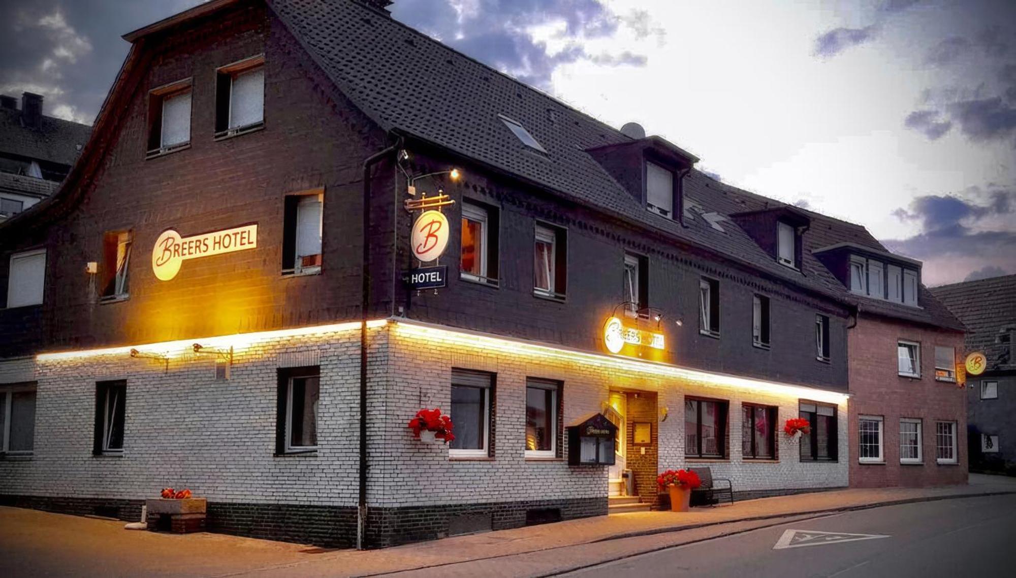 Breer S Hotel Schwerte Bagian luar foto